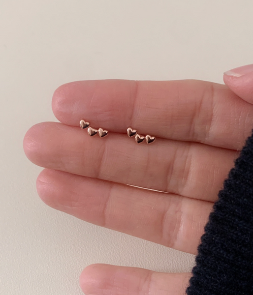 [SOYE PI-NE] Windy Mini Heart Earrings