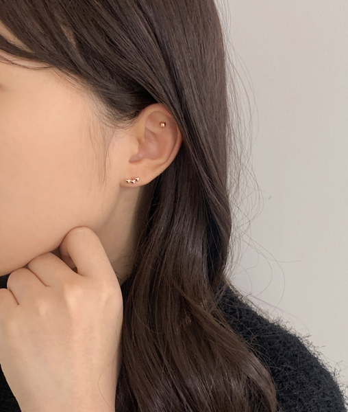 [SOYE PI-NE] Windy Mini Heart Earrings