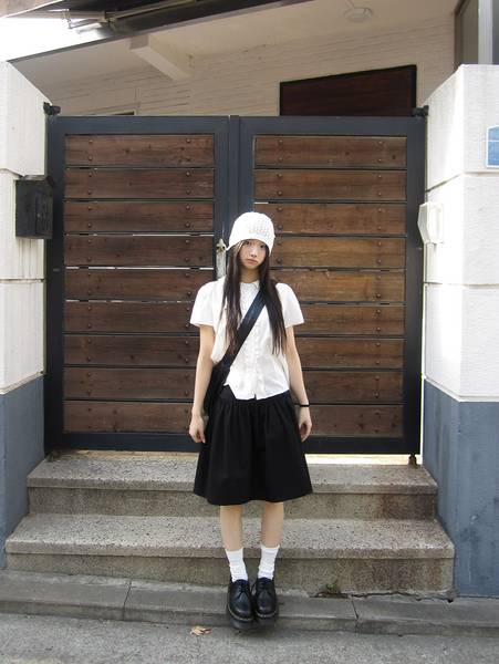 [MODIMOOD] Kyoto Frill Short Sleeved Blouse