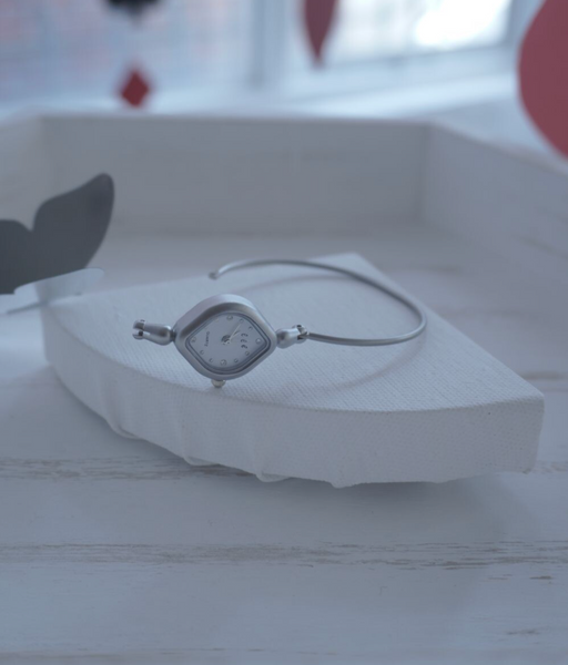 [eee space] 2 DIA WATCH