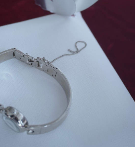 [eee space] CLOVA WATCH