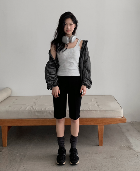 [SLOWAND] Dark Cozy Fine Checkered Hooded Jumper