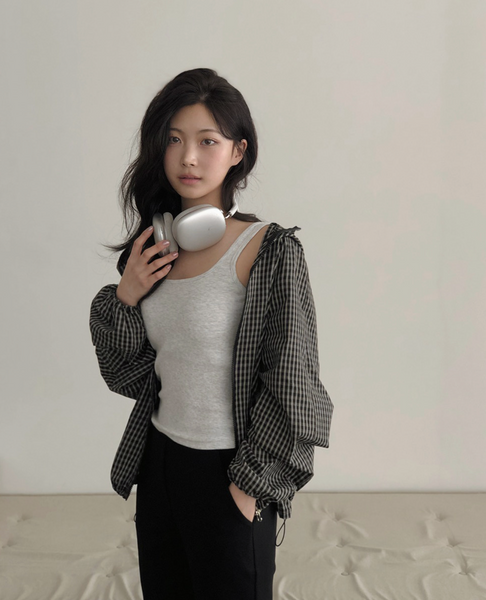 [SLOWAND] Dark Cozy Fine Checkered Hooded Jumper