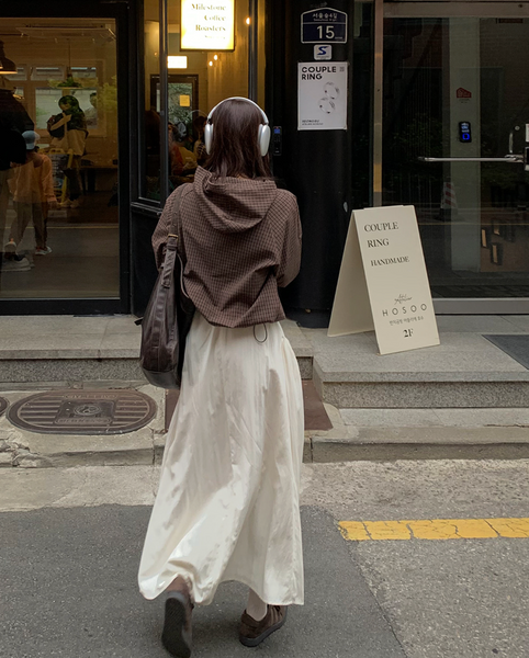 [SLOWAND] Dark Cozy Fine Checkered Hooded Jumper