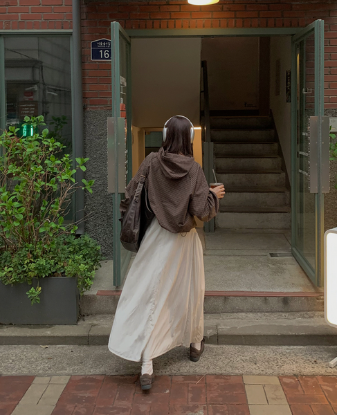 [SLOWAND] Dark Cozy Fine Checkered Hooded Jumper