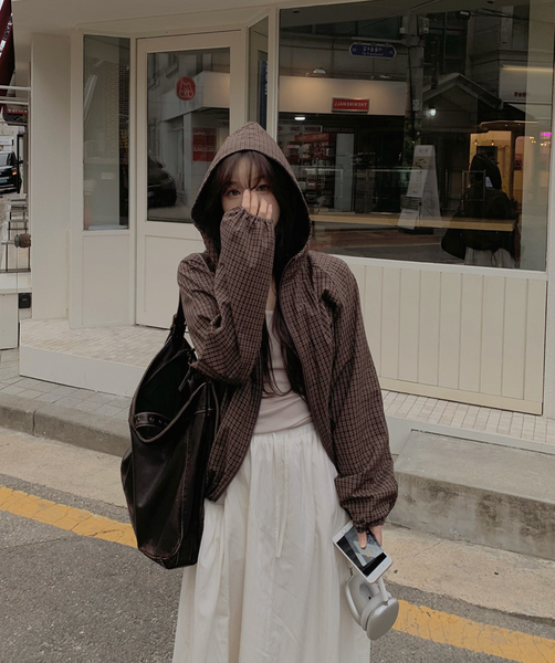 [SLOWAND] Dark Cozy Fine Checkered Hooded Jumper