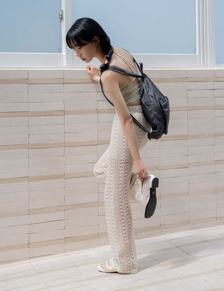 [mucu and ebony] Ridge String Backpack Charcoal