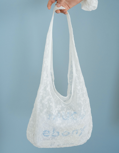 [mucu and ebony] Veil Lace Bag & Scrunch SET White