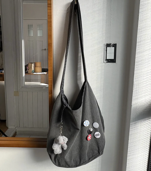 [ITZAVIBE] REVERSIBLE STRIPE BAG