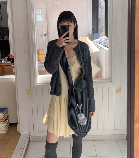 [ITZAVIBE] REVERSIBLE STRIPE BAG