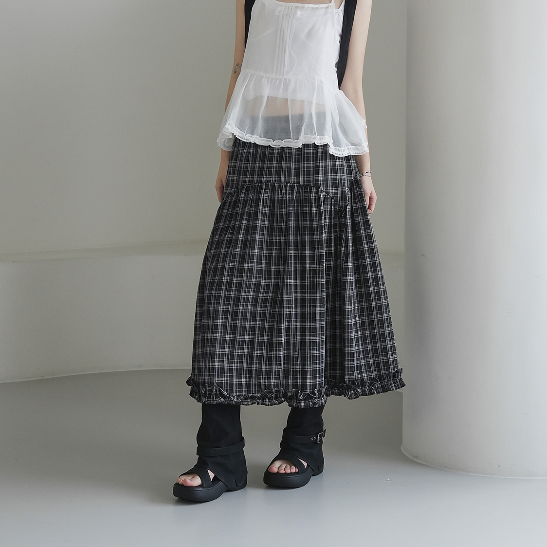 [BINARY01] Ramp Checkered Long Skirt