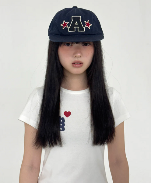 [aeae] DOT SMALL LETTER TEE [WHITE]