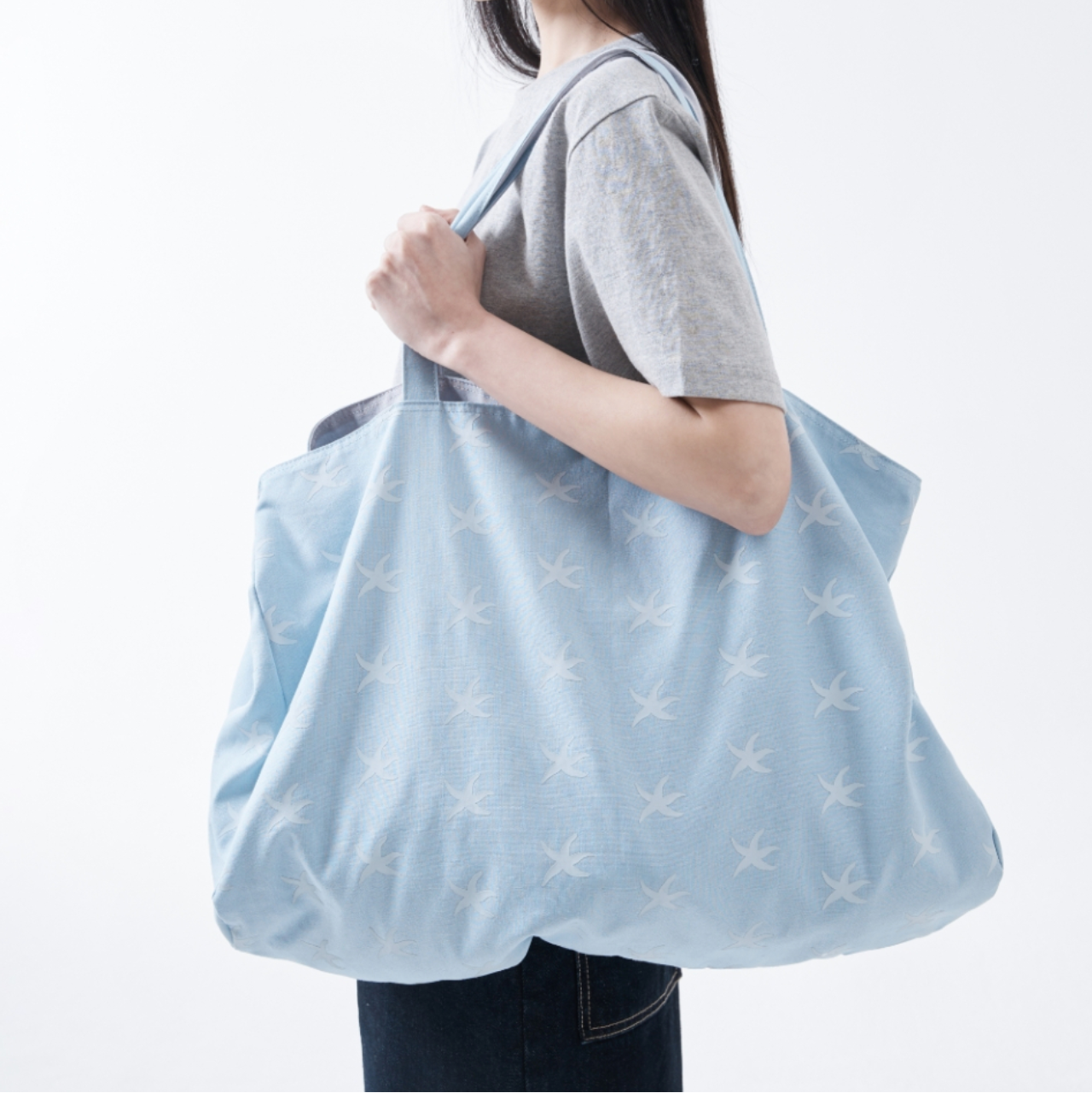 [THE COLDEST MOMENT] TCM Starfish Reversible Tote Bag (Sky blue/Grey)