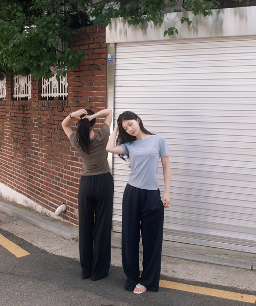 [SLOWAND] ONLY SLOW Short Sleeved T-shirt