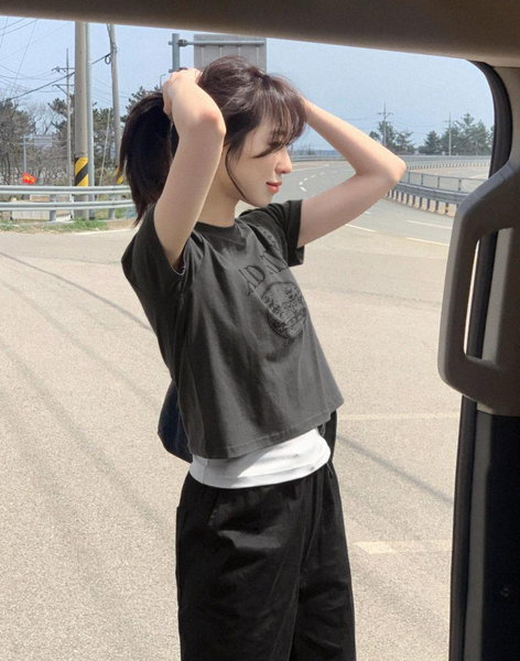 [98°C] Trip Printed Crop Short Sleeve T-Shirt