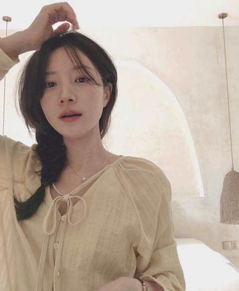 [SLOWAND] # SLOWMADE NOIR Ribbon Cotton Blouse