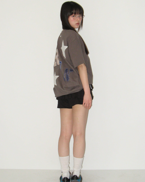 [RONRON] RON PATCH MIXED APPLIQUE OVER FIT T SHIRT CHARCOAL