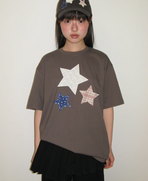 [RONRON] STAR PATCH MIXED APPLIQUE APPLIQUE T SHIRT CHARCOAL