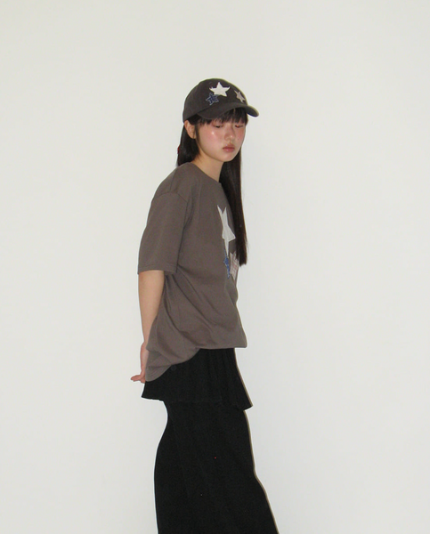[RONRON] STAR PATCH MIXED APPLIQUE APPLIQUE T SHIRT CHARCOAL