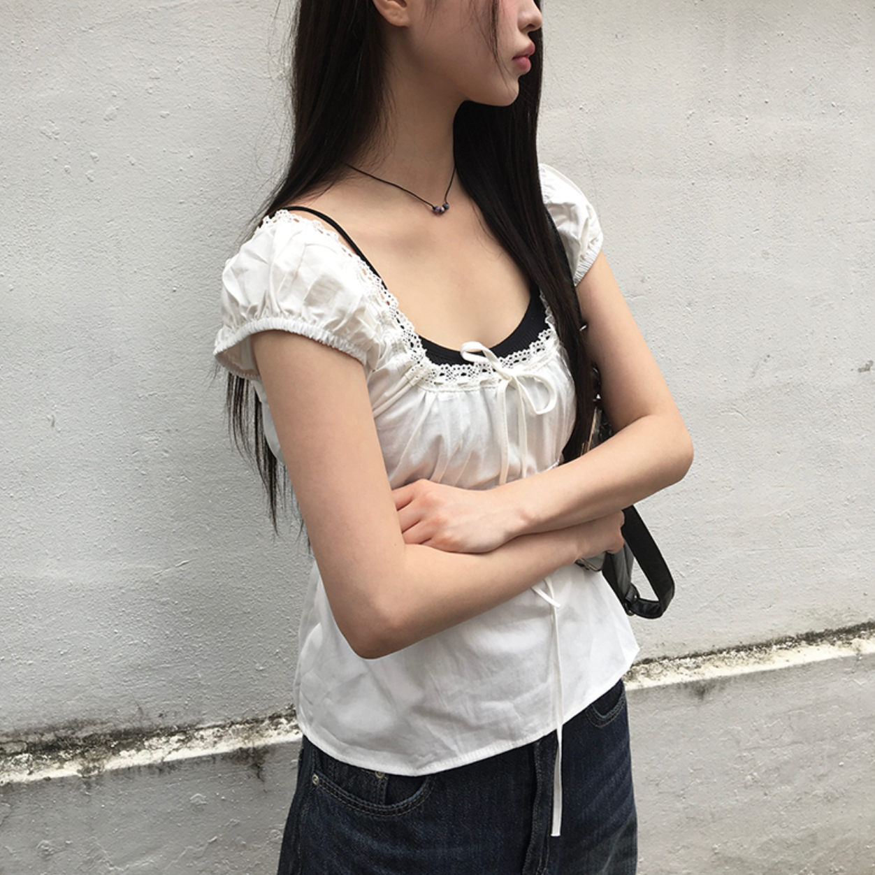 [anyonemore] Noal Lace Ribbon Puff Sleeveless Blouse