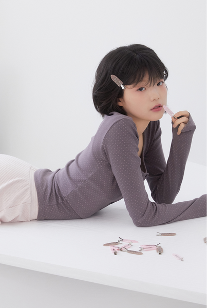 [Inner museum] Dot Button Crop Cardigan (COCOA)