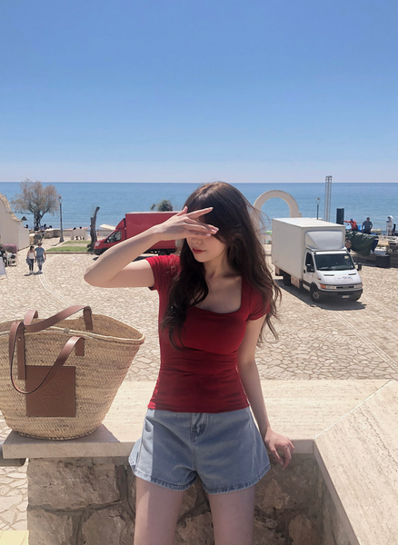 [SLOWAND] ONLY SLOW Inside Cap Square Neck T-shirt