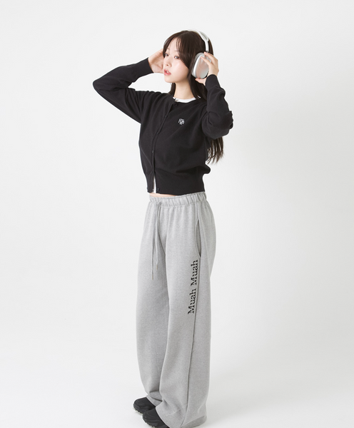 [muahmuah] Stitch Logo Round Cardigan [Black]