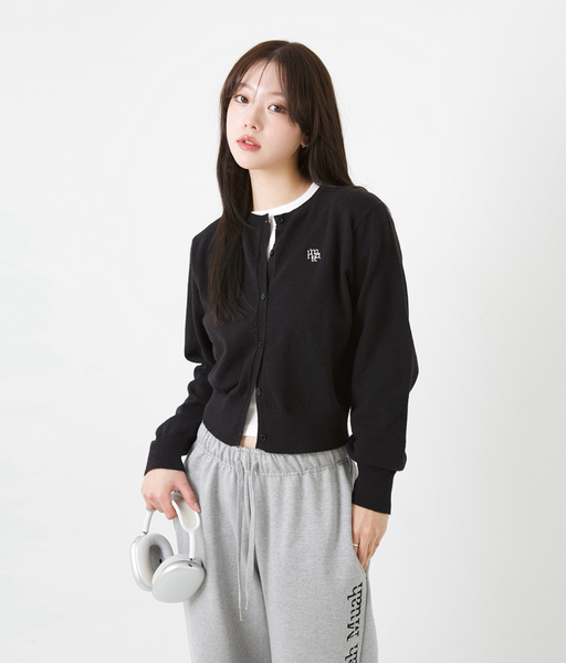 [muahmuah] Stitch Logo Round Cardigan [Black]