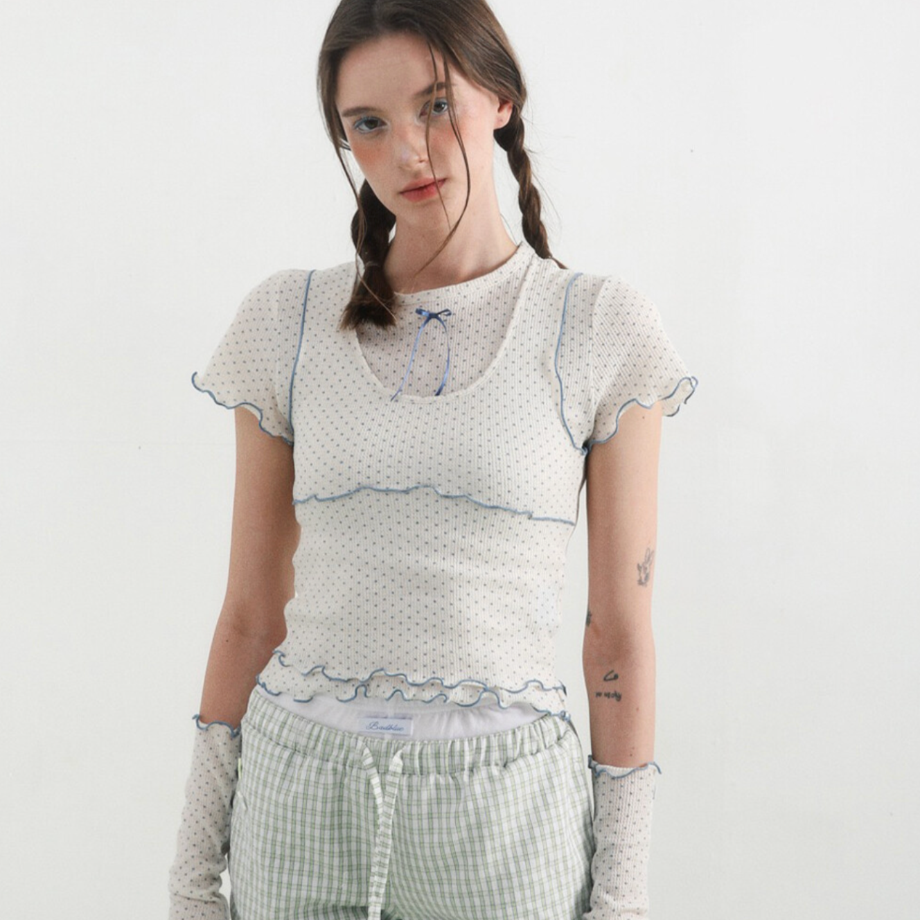 [BadBlue] [Setup] Sheer Dot Layerd Tee Beige