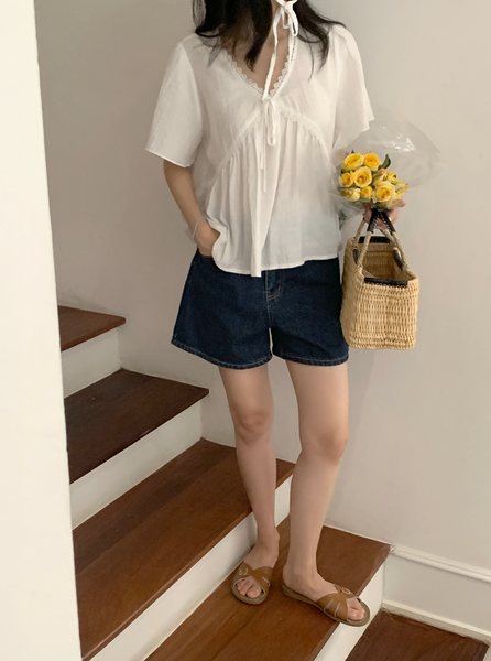 [98°C] [NEAH] Lilac Lace Shirring Blouse