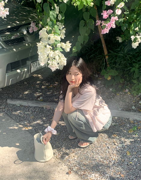 [98°C] [NEAH] Lilac Lace Shirring Blouse