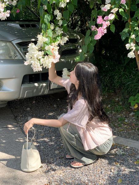 [98°C] [NEAH] Lilac Lace Shirring Blouse