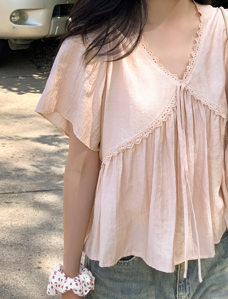 [98°C] [NEAH] Lilac Lace Shirring Blouse