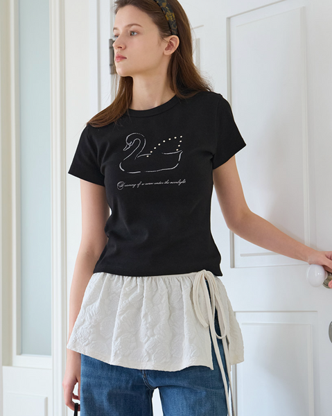 [Letter from Moon] Swan Studded T-Shirt (Black)