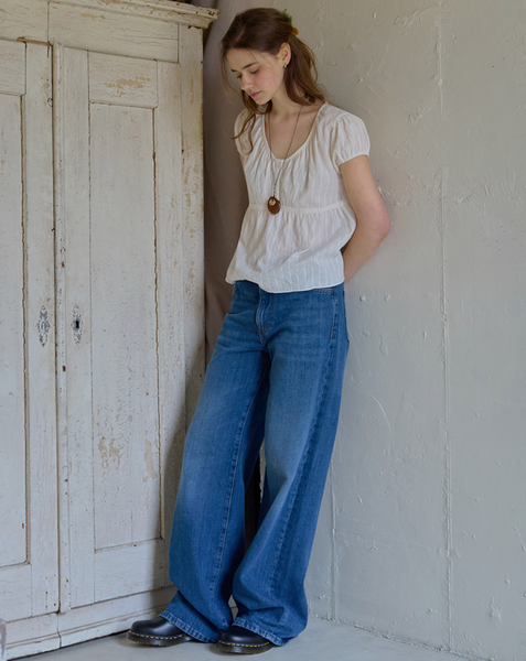 [Letter from Moon] Pure Lace Shirring Blouse (Cream)