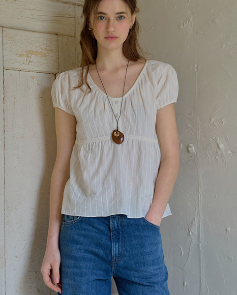 [Letter from Moon] Pure Lace Shirring Blouse (Cream)