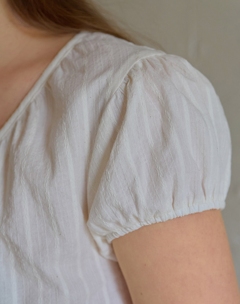 [Letter from Moon] Pure Lace Shirring Blouse (Cream)