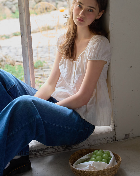 [Letter from Moon] Pure Lace Shirring Blouse (Cream)