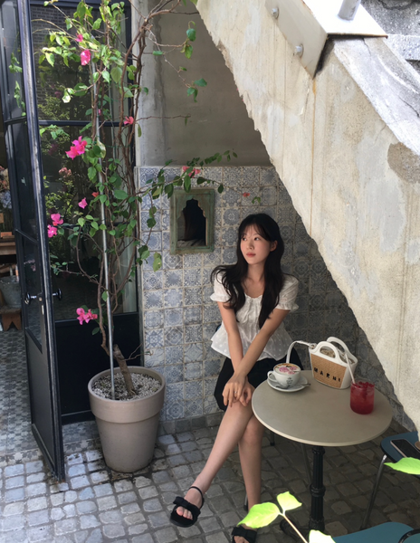 [PETER AND WENDY] Plumeria Shirring Blouse