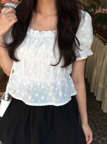 [PETER AND WENDY] Plumeria Shirring Blouse