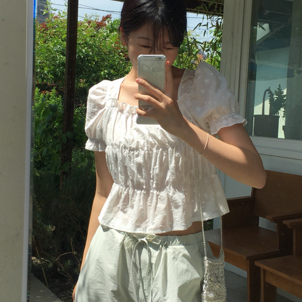 [PETER AND WENDY] Plumeria Shirring Blouse