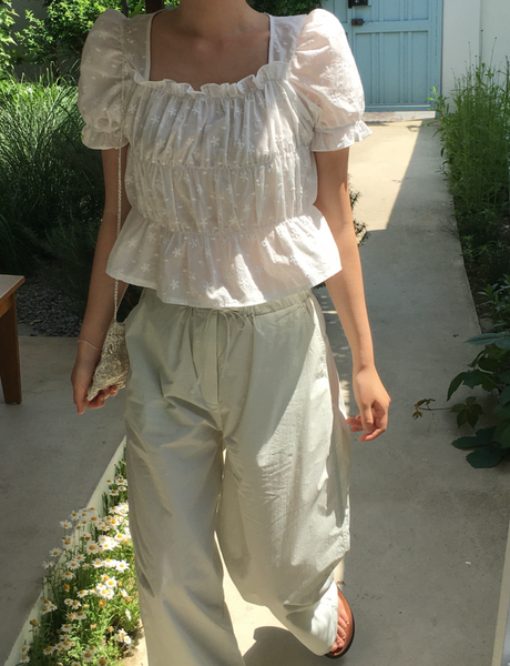 [PETER AND WENDY] Plumeria Shirring Blouse