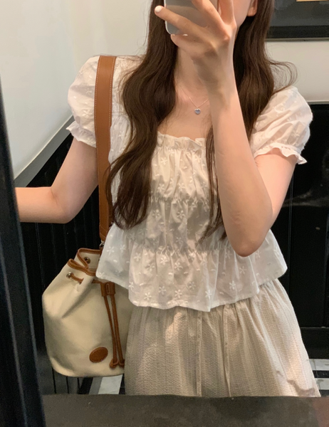 [PETER AND WENDY] Plumeria Shirring Blouse