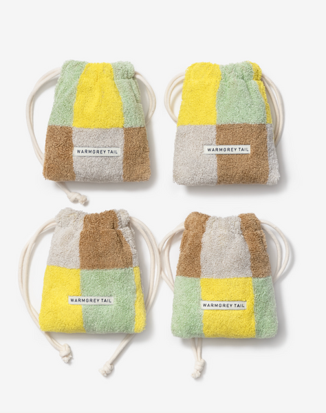 [WARMGREYTAIL] CHECK TERRY POUCH - SAND YELLOW
