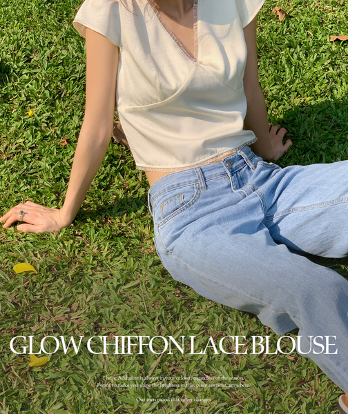 [ADDMORE] Glow Chiffon Lace Crop Blouse
