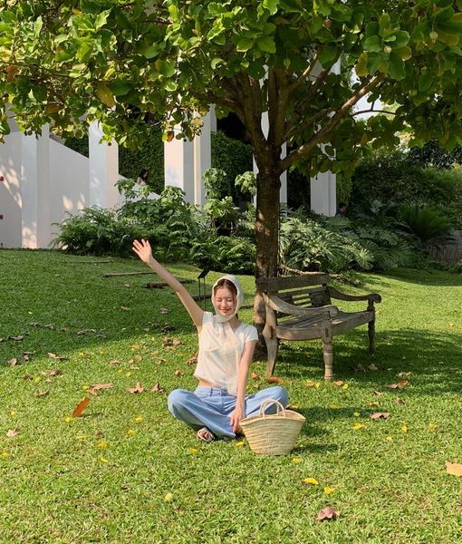 [ADDMORE] Glow Chiffon Lace Crop Blouse