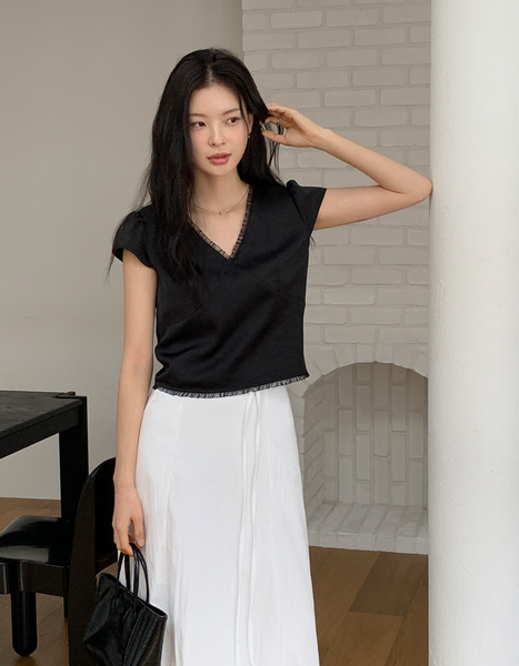 [ADDMORE] Glow Chiffon Lace Crop Blouse