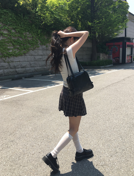 [anyonemore] Duran Amore Square Neck Shirring T-Shirt