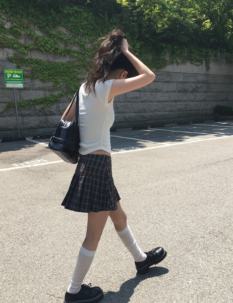 [anyonemore] Duran Amore Square Neck Shirring T-Shirt