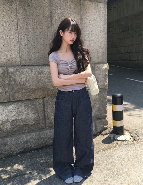 [anyonemore] Duran Amore Square Neck Shirring T-Shirt